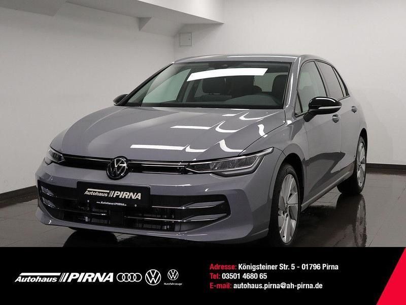 Grau Gebraucht 2025 VW Golf VIII Goal Limousine | 29.790 € (Etwas zu teuer) - Bild 1/4