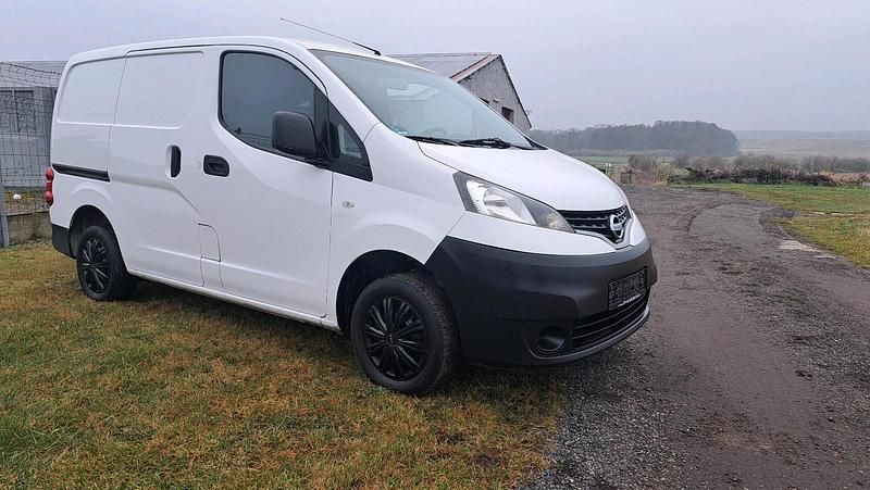 Gebraucht Nissan NV200 88 PS (64 kW) 2011 Weiß Van / Kleinbus