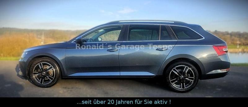Gebraucht Skoda Superb 150 PS (110 kW) 2017 Grau Kombi