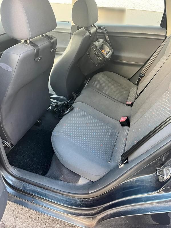 Gebraucht VW Polo 65 PS (47 kW) 2003 Grau Kleinwagen