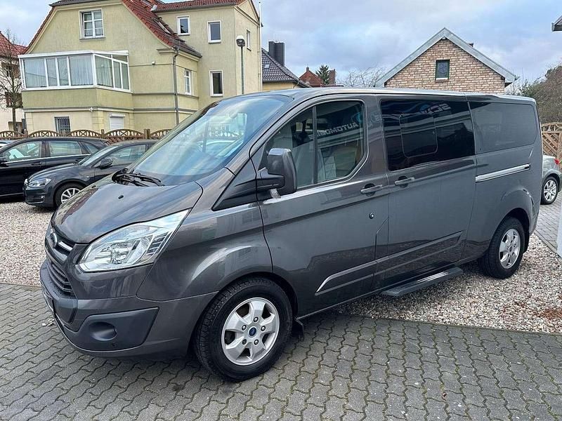 Gebraucht Ford Tourneo 170 PS (125 kW) 2017 Magneticgrau (metallic) Van / Kleinbus