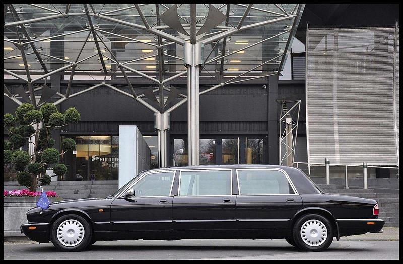 Second-hand Jaguar X-type 250 CP (183 kW) 2000 Negru Berlinǎ