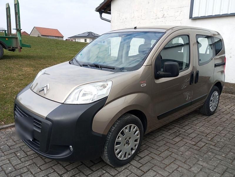 Gebraucht Citroën Nemo 75 PS (55 kW) 2011 Braun Van / Kleinbus