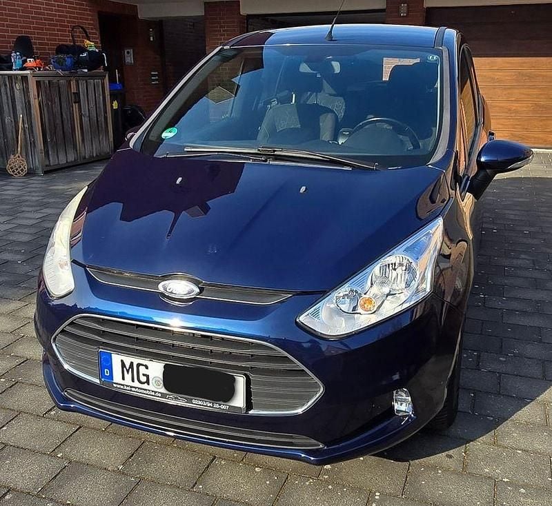 Gebraucht Ford B-MAX SYNC Edition 101 PS (74 kW) 2014 Blau Van / Kleinbus