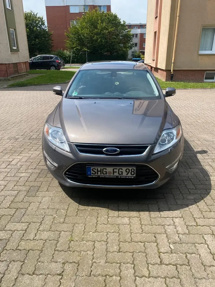 Gebraucht Ford Mondeo 239 PS (175 kW) 2012 Braun Limousine