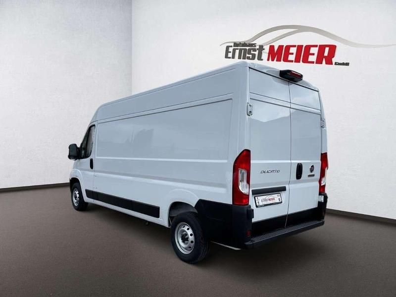 Gebraucht Fiat Ducato 140 PS (102 kW) 2023 Weiß Van