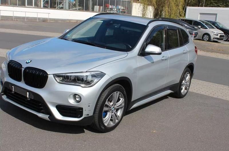 Gebraucht BMW X1 Sport Line 190 PS (139 kW) 2017 Silber SUV