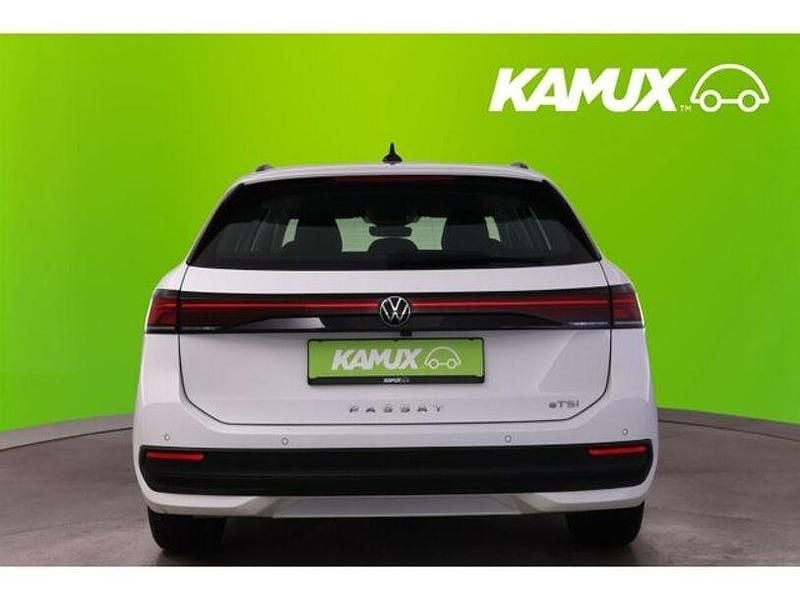 Second-hand VW Passat 150 CP (110 kW) 2025 Alb Break