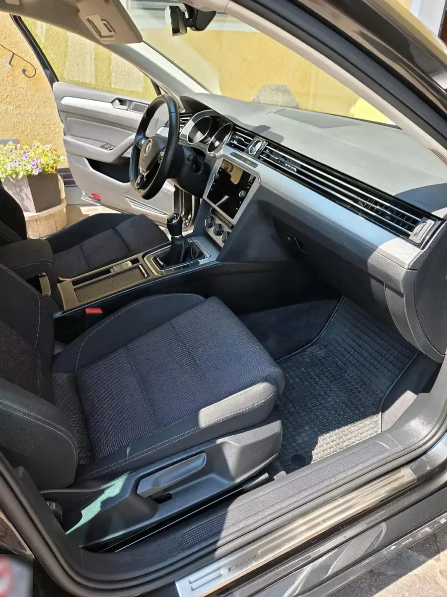 Gebraucht VW Passat 150 PS (110 kW) 2017 Grau Kombi