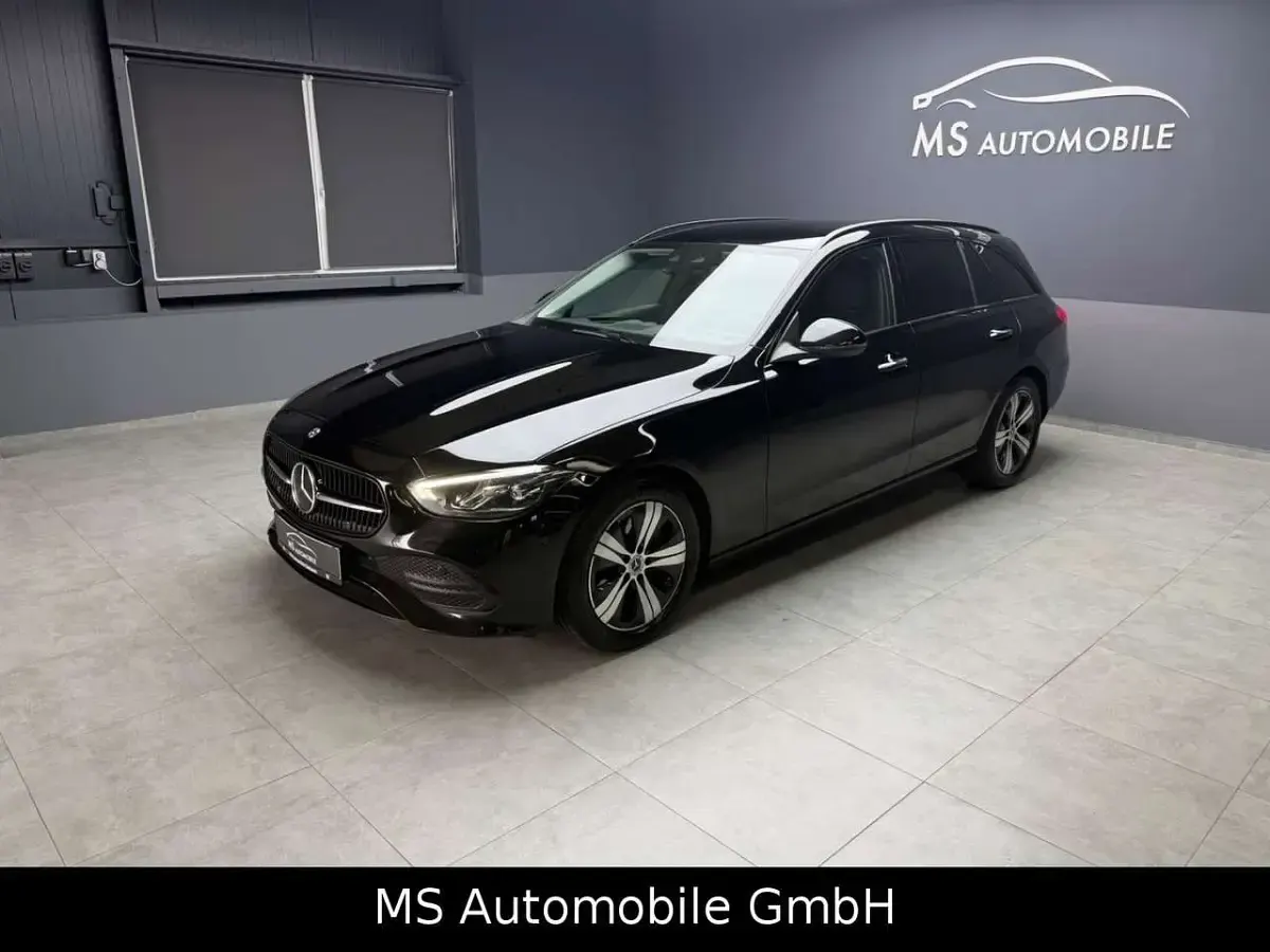 Gebraucht Mercedes C220 Avantgarde 197 PS (144 kW) 2023 Schwarz/baltic black Kombi
