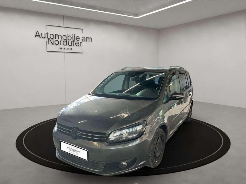 Gebraucht VW Touran 140 PS (102 kW) 2014 Pepper grey metallic Van / Kleinbus
