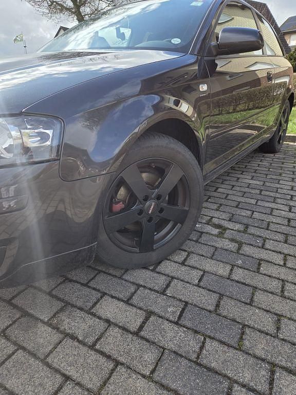 Gebraucht Audi A3 Ambiente 116 PS (85 kW) 2007 Grau Kleinwagen