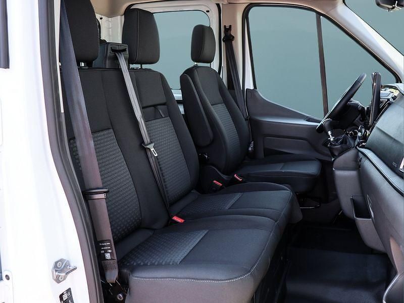 Neu Ford Transit Trend 165 PS (121 kW) 2025 Weiß Van / Kleinbus