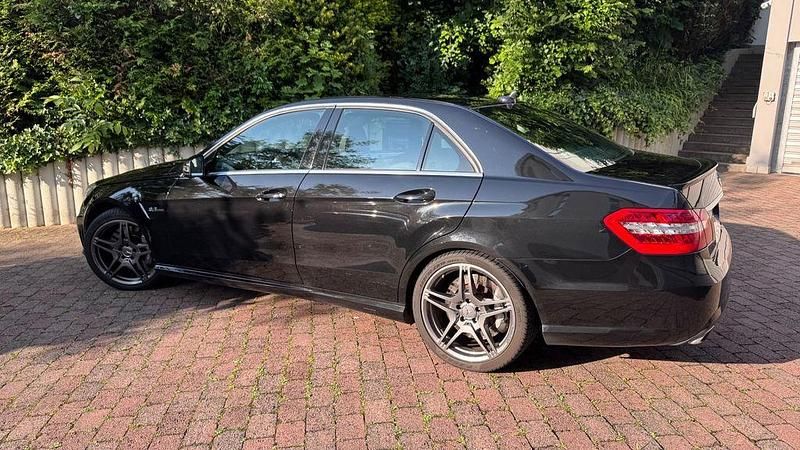 Gebraucht Mercedes E63 AMG AMG 525 PS (386 kW) 2011 Schwarz Limousine