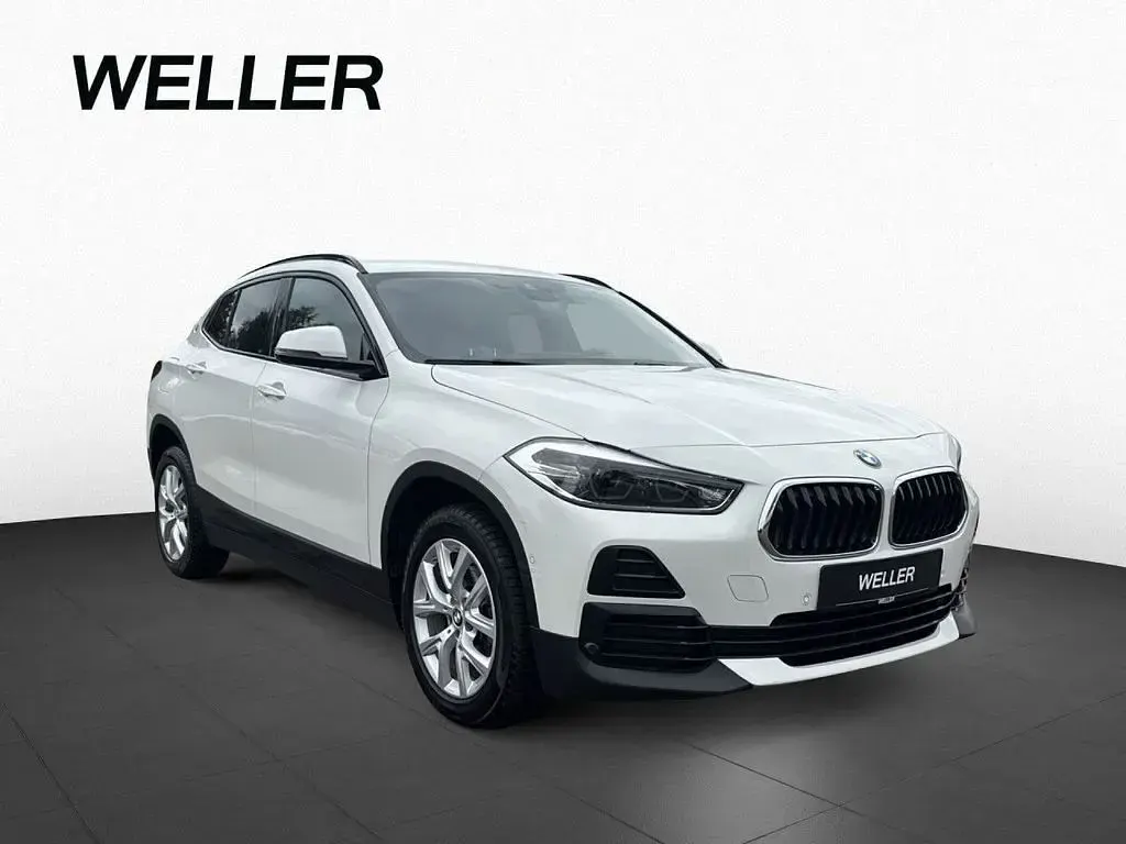 Gebraucht BMW X2 Sport Line 150 PS (110 kW) 2022 Alpinweiss iii (weiß) SUV