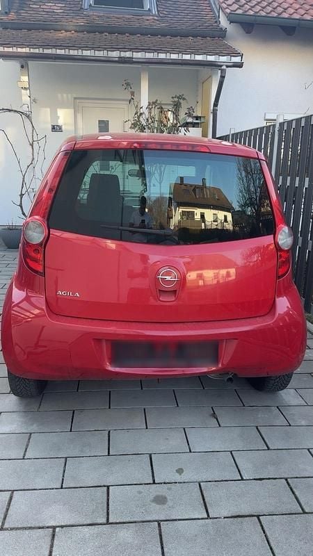 Gebraucht Opel Agila 86 PS (63 kW) 2010 Rot Kleinwagen