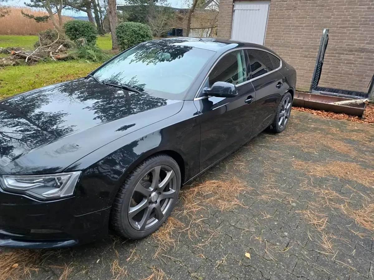 Używany Audi A5 170 KM (125 kW) 2012 Czarny Coupe