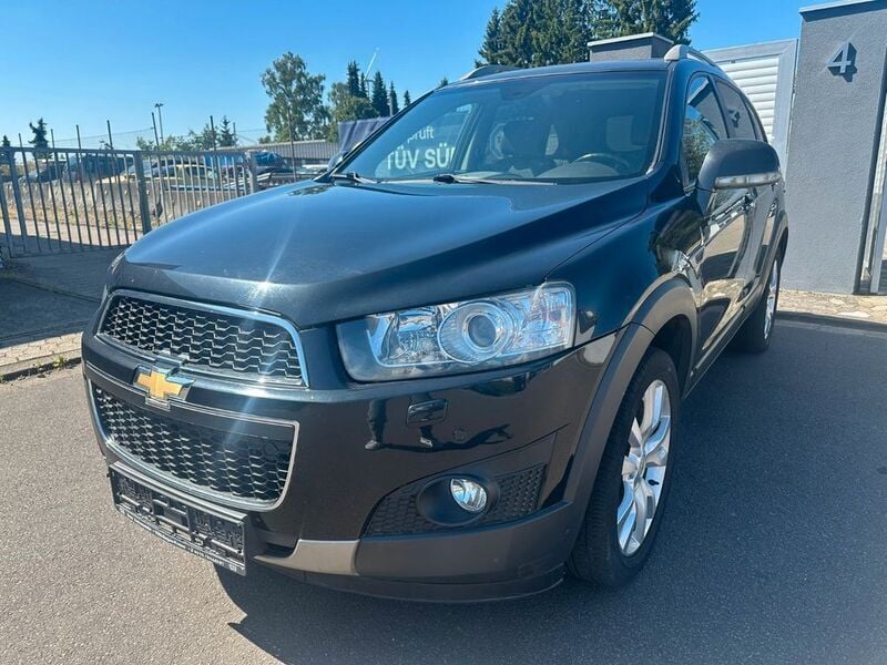 Schwarz Gebraucht 2013 Chevrolet Captiva LT SUV | 8.999 € (Guter Preis) - Bild 1/4