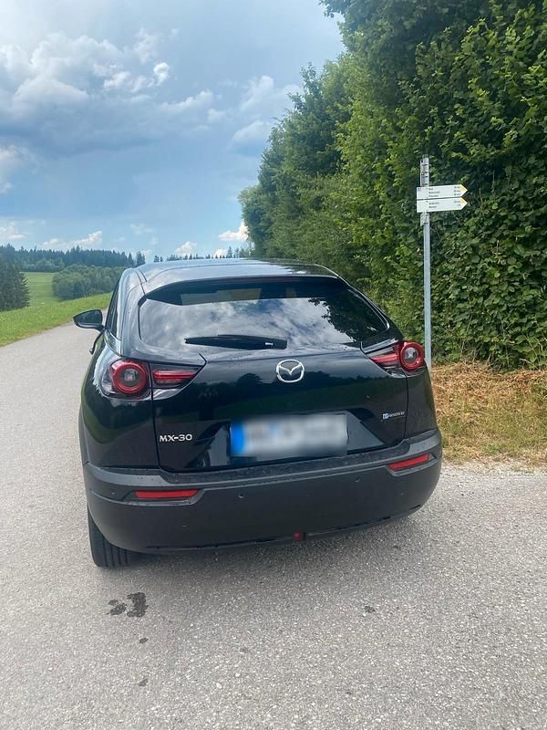 Gebraucht Mazda MX30 106 kW (145 PS) 2023 Schwarz SUV