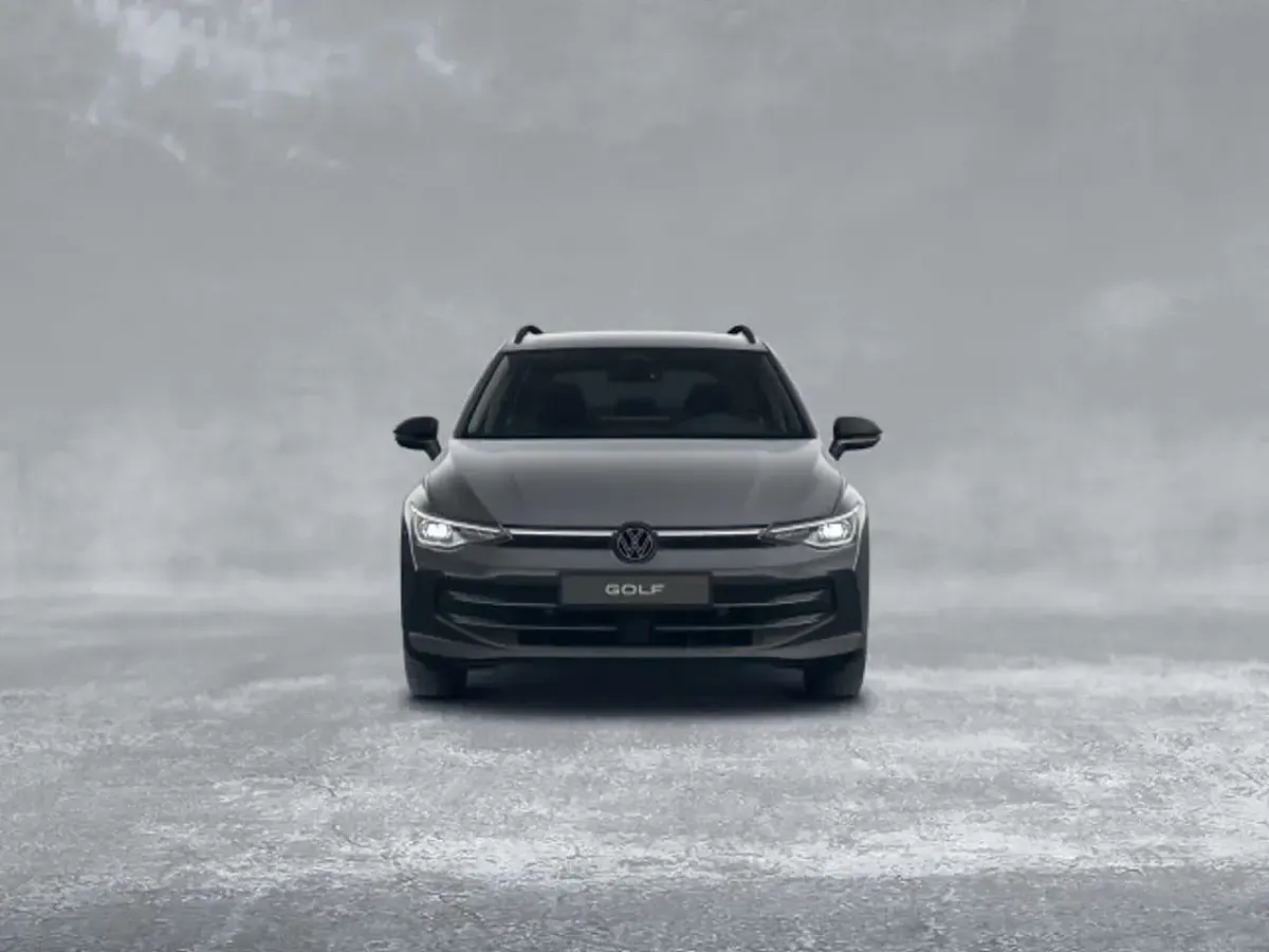 Gebraucht VW Golf VIII Goal 150 PS (110 kW) 2025 Grau Kombi