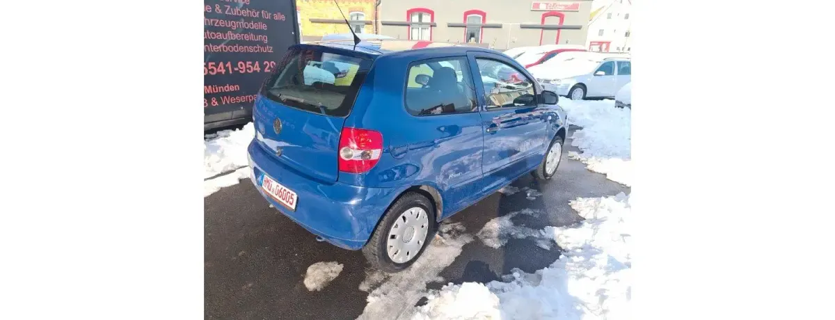 Second-hand VW Fox 54 CP (39 kW) 2008 Albastru Hatchback