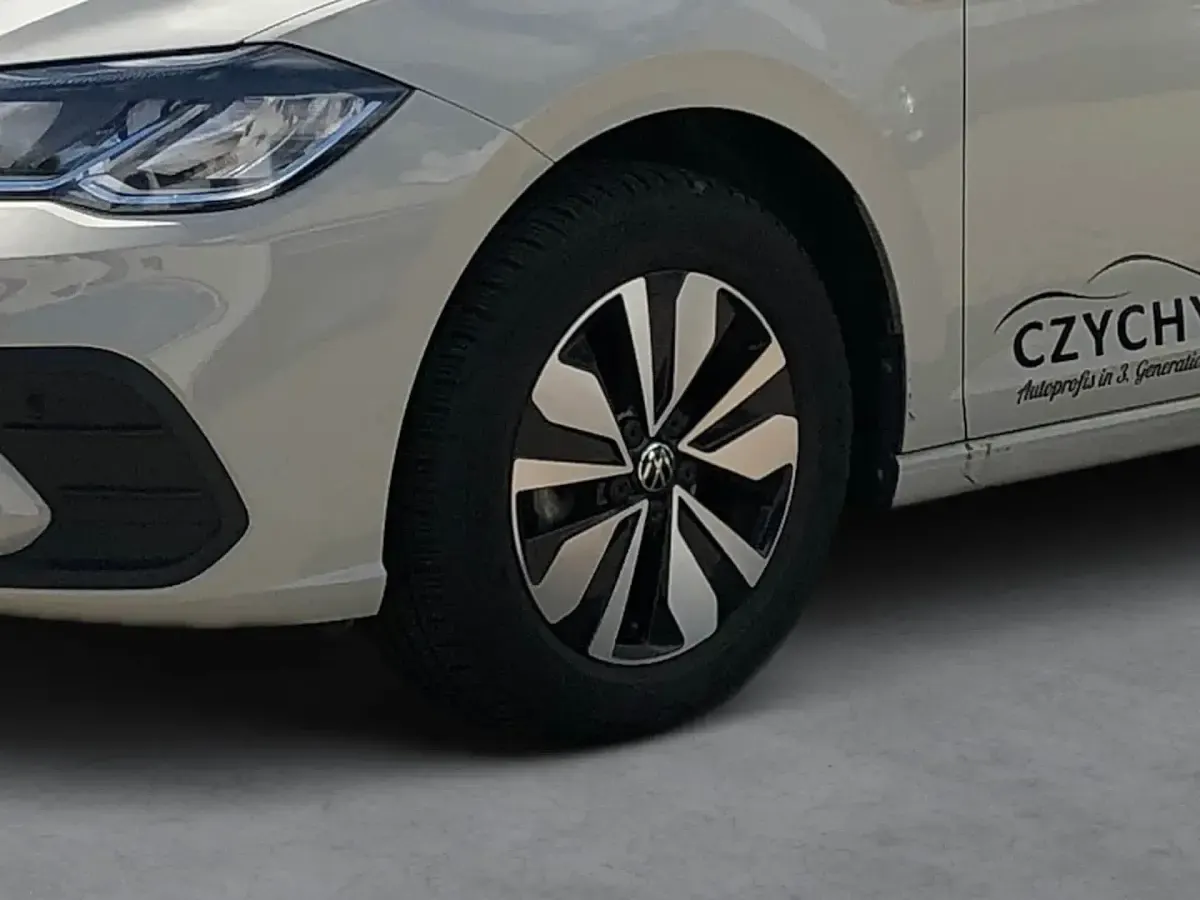 Gebraucht VW Polo Move 80 PS (58 kW) 2024 Grau Kleinwagen