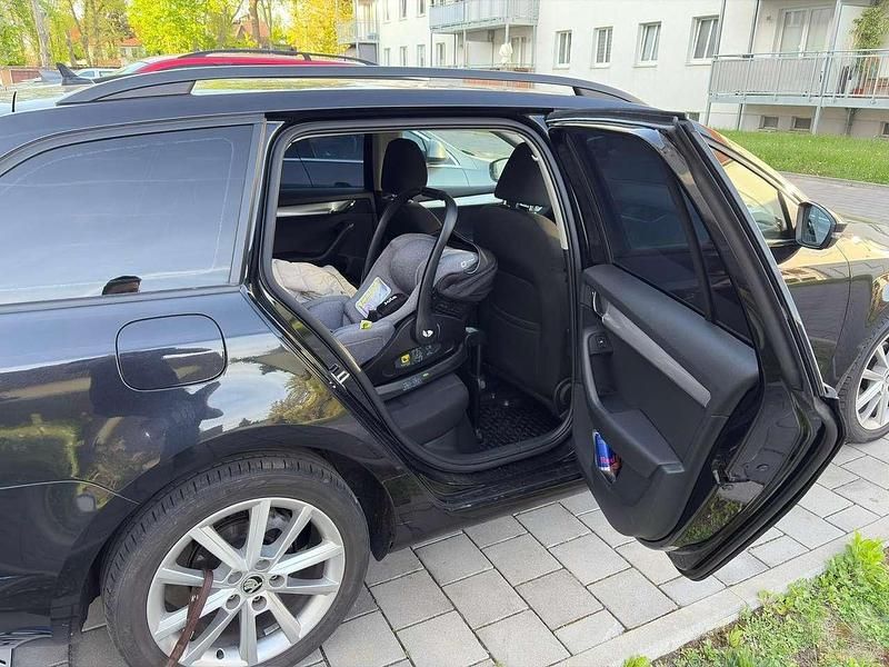 Gebraucht Skoda Octavia Style 150 PS (110 kW) 2016 Schwarz Kombi