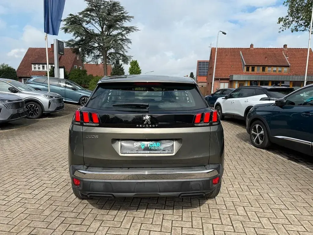 Gebraucht Peugeot 3008 Access 131 PS (96 kW) 2018 Grau SUV