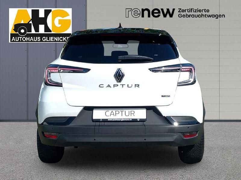 Gebraucht Renault Captur Techno 94 PS (69 kW) 2024 Weiss qnc+schwarz gne SUV