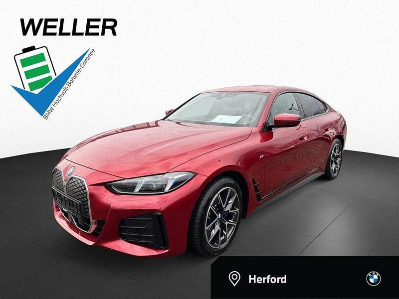 Dragon fire rot (rot) Gebraucht 2025 BMW i4 M Sport Limousine | 46.880 € (Guter Preis) - Bild 1/3