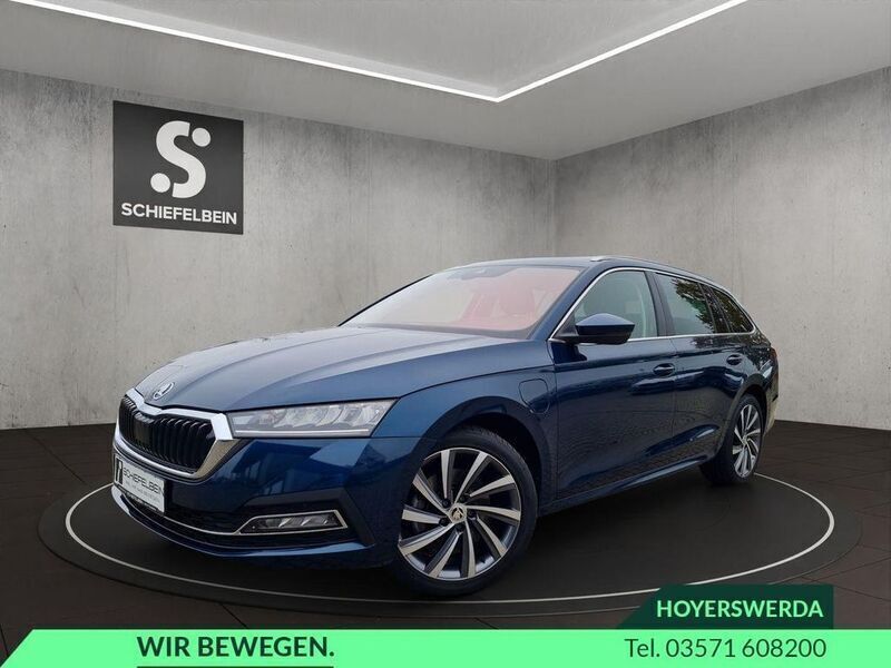 Blau Gebraucht 2021 Skoda Octavia Style Kombi | 23.580 € (Fairer Preis) - Bild 1/4