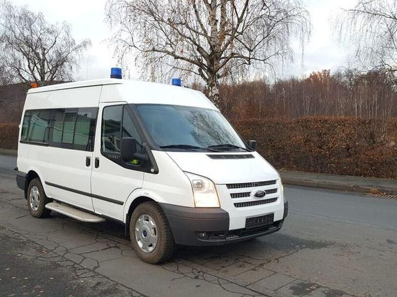Gebraucht Ford Transit 160 PS (117 kW) 2013 Frostweiß Van
