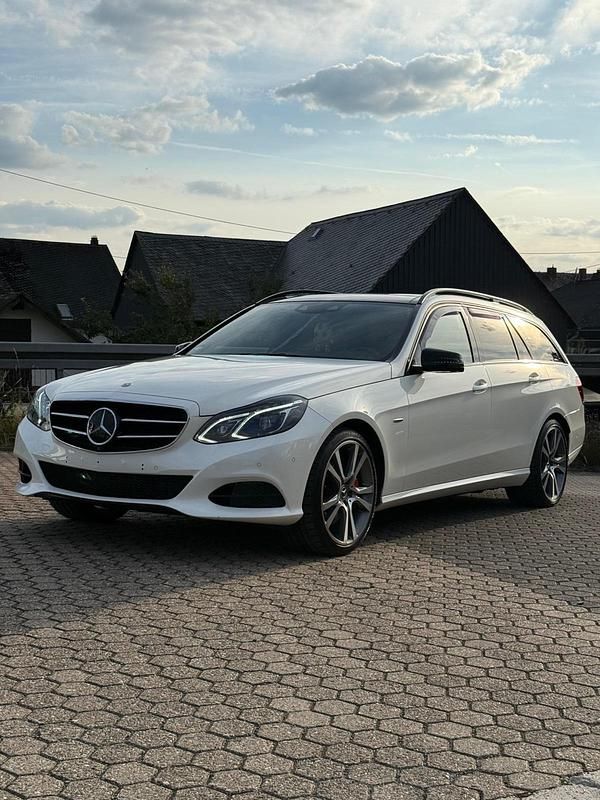 Usata Mercedes E350 2015 Bianco Station wagon