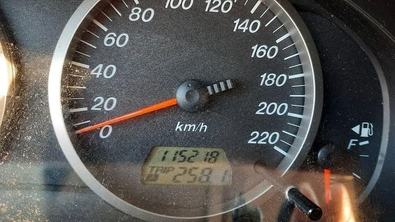 Gebraucht Mazda 2 86 PS (63 kW) 2008 Silber Kleinwagen