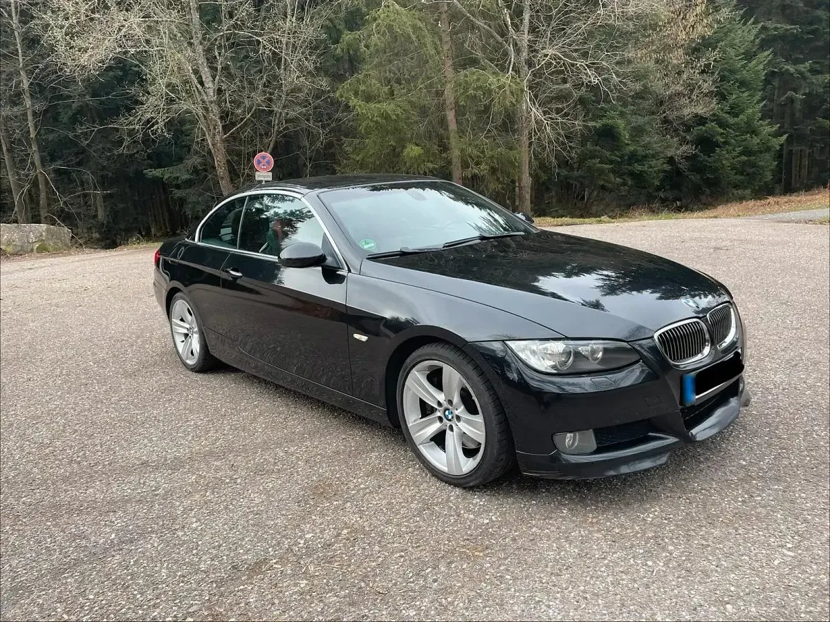 Gebraucht BMW 330 Cabriolet 231 PS (169 kW) 2007 Schwarz Cabrio