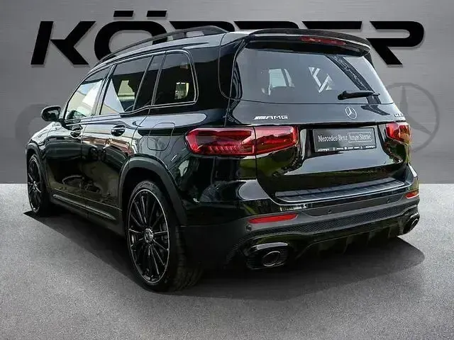 Second-hand Mercedes GLB35 Premium 306 CP (225 kW) 2024 Negru SUV