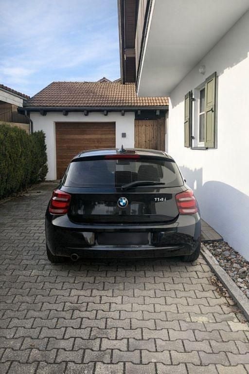 Gebraucht BMW 114 M Performance 102 PS (75 kW) 2014 Schwarz Kleinwagen