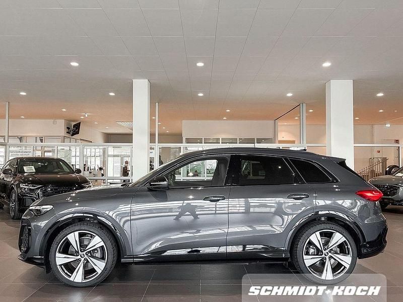 Second-hand Audi Q5 Ambiente 204 CP (150 kW) 2025 Gri SUV