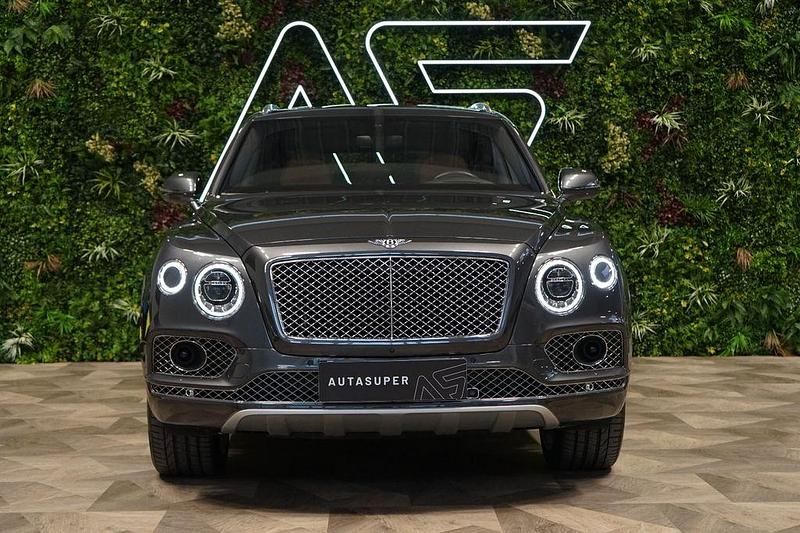 Gebraucht Bentley Bentayga 608 PS (447 kW) 2016 Grau SUV