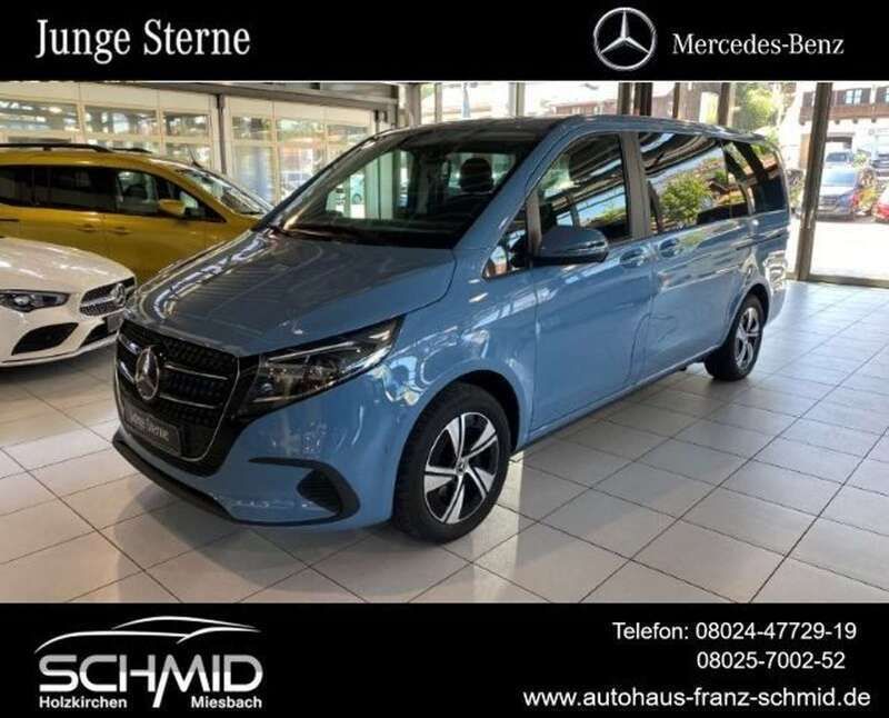 Blau Gebraucht 2024 Mercedes V250 Style Van / Kleinbus | 63.336 € (Guter Preis) - Bild 1/4