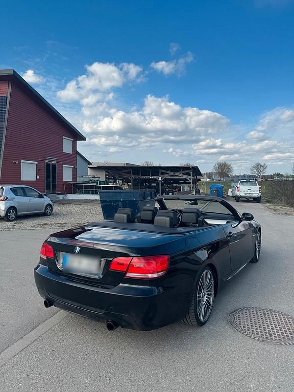 Gebraucht BMW 335 Cabriolet Performance 350 PS (257 kW) 2009 Schwarz Cabrio