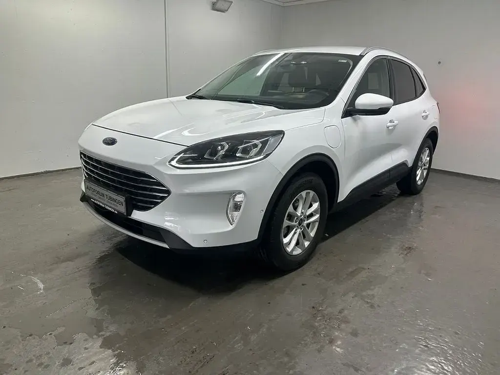 Gebraucht Ford Kuga Titanium 152 PS (111 kW) 2024 Weiß SUV