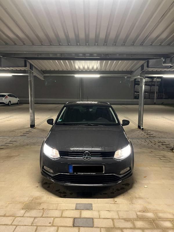 Gebraucht VW Polo Allstar 75 PS (55 kW) 2016 Grau Kleinwagen