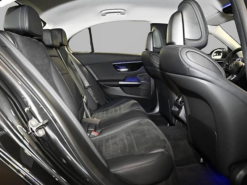 Gebraucht Mercedes C300 204 PS (150 kW) 2025 Grau Limousine