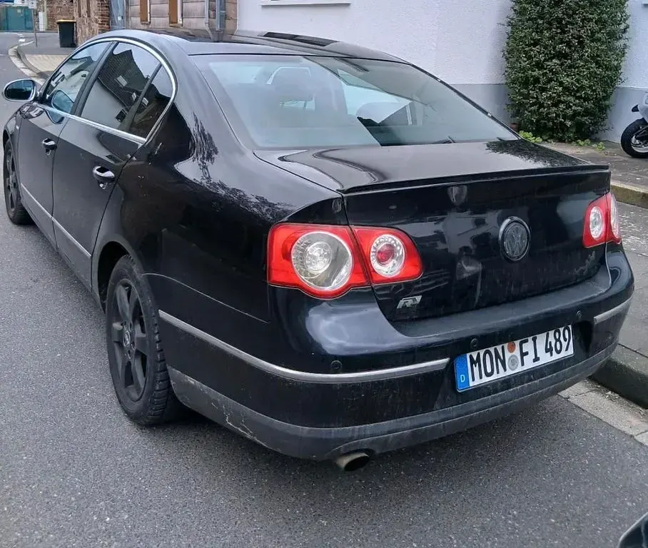 Gebraucht VW Passat Individual 150 PS (110 kW) 2007 Schwarz Limousine