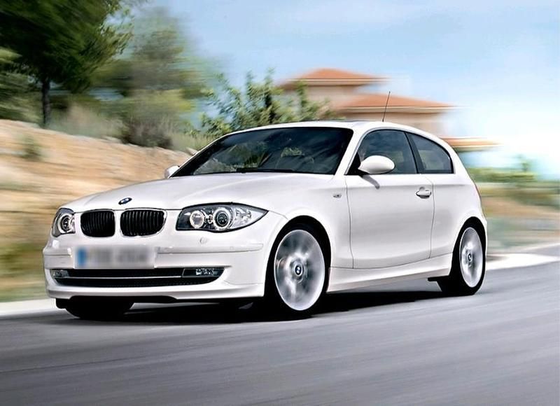 Weiß Gebraucht 2009 BMW 116 M Sport Kleinwagen | 6.500 € - Bild 1/1
