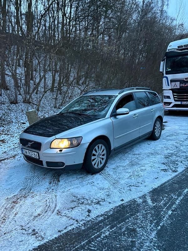 Grau Gebraucht 2008 Volvo V50 Kombi | 1.600 € (Guter Preis) - Bild 1/4