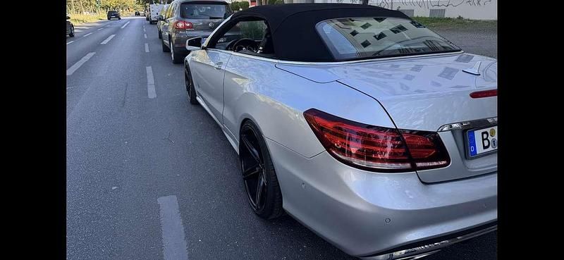 Gebraucht Mercedes E350 306 PS (225 kW) 2014 Grau Cabrio