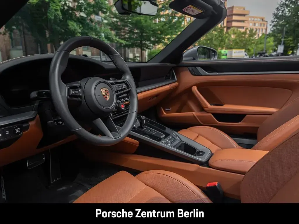 Gebraucht Porsche 911 Carrera Cabriolet 394 PS (289 kW) 2025 Grau Cabrio