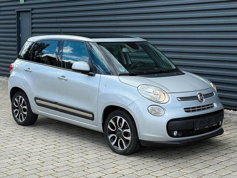 Stilvolle Fiat 500l Gebraucht Bild